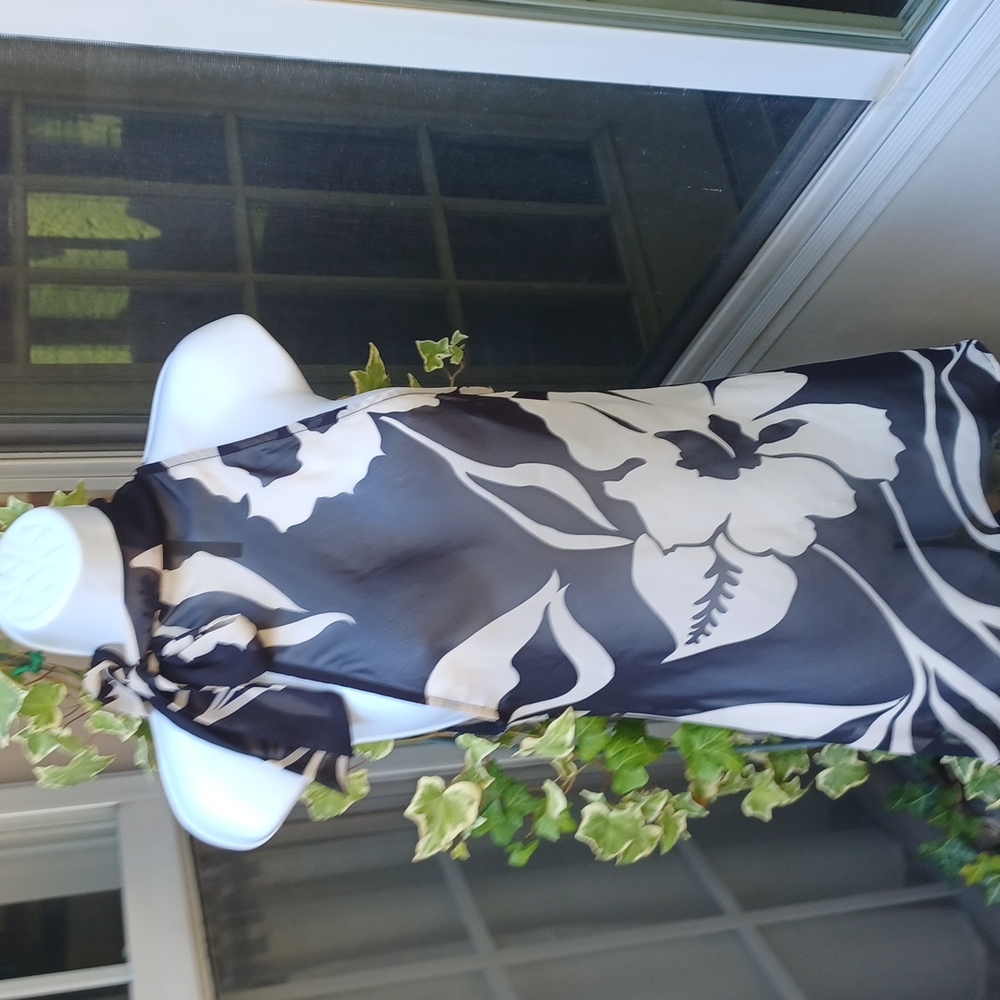 Do & Be sleeveless blouse